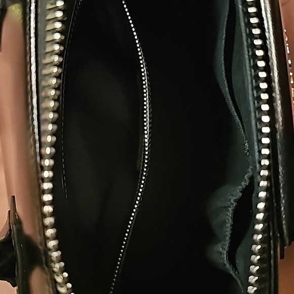 Authentic Givenchy Antigona Small in Smooth Black - Picture 10 of 16